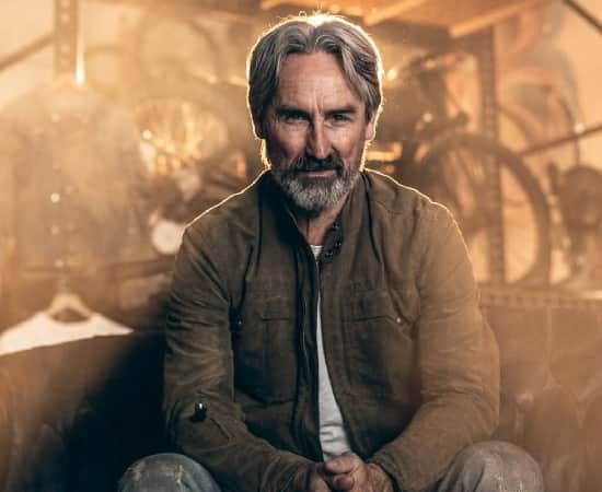 Mike Wolfe Wikipedia profile photo of American Pickers star